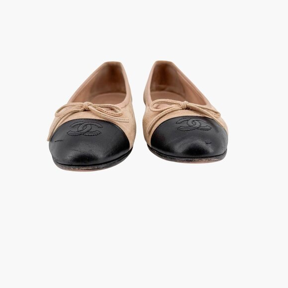 Chanel CC Cap Toe Ballet Flats EU 37.5 US 6.5-7 Beige Suede & Black Two Tone - Picture 6 of 16